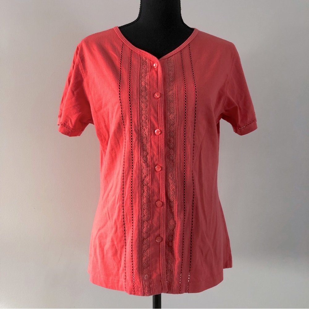 Womenโs Vintage Hunt Club 100% Cotton short sleeve button up shirt size M